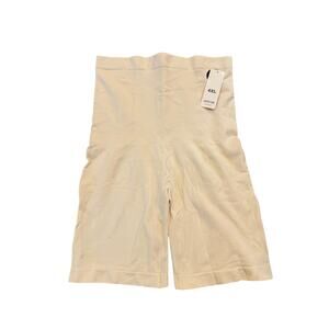 Empetua High-Waisted Shaping Shorts‎ – 4XL